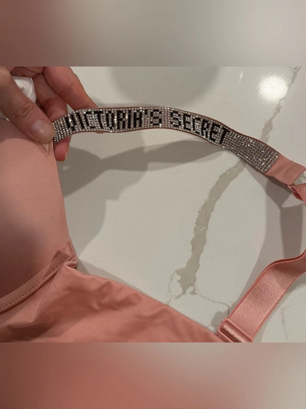 Victoria’s Secret Very Sexy Push Up Bra 38B Pink Rhinestone Logo Straps Bling